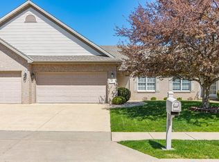 63 Fox Creek Ct, Morton, IL 61550
