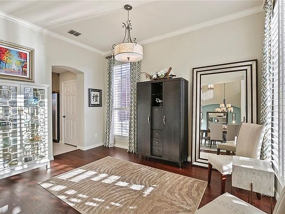 5th image of 9398 Canondale Dr
