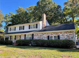 127 Wilderness Rd, Hampton, VA 23669