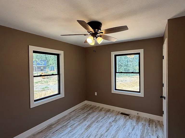 2026 Carson Dr — Photo 2
