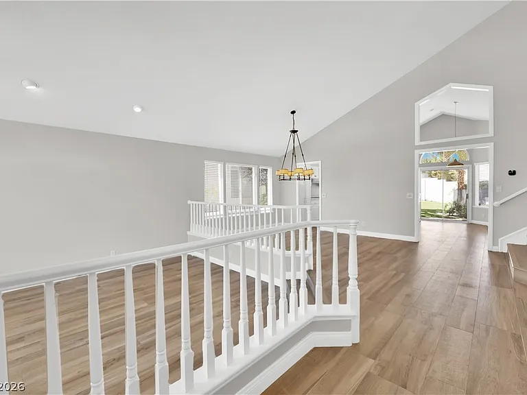 8112 Tropic Isle Cir — Photo 4