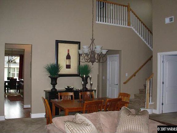 Formal Dining