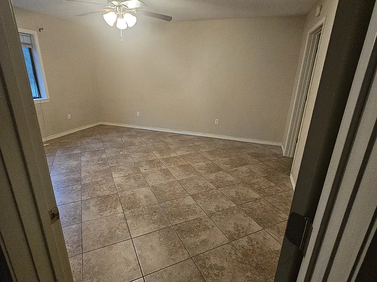 104 Meadow Brook Ln — Photo 7