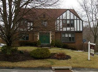 5863 Wallace Ave, Bethel Park, PA 15102