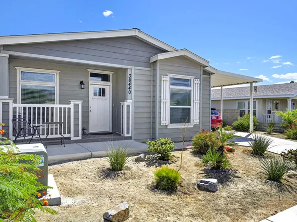 38440 Desert Greens Dr W, Palm Desert, CA 92260