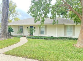 10726 Cal Rd, Baton Rouge, LA 70809