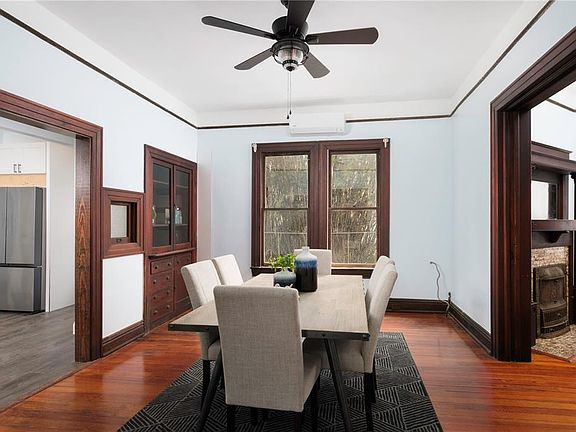 4th image of 735 E University Ave #2