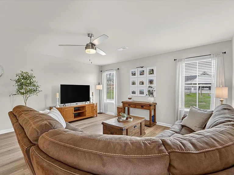 147 Joya Brook Way — Photo 12