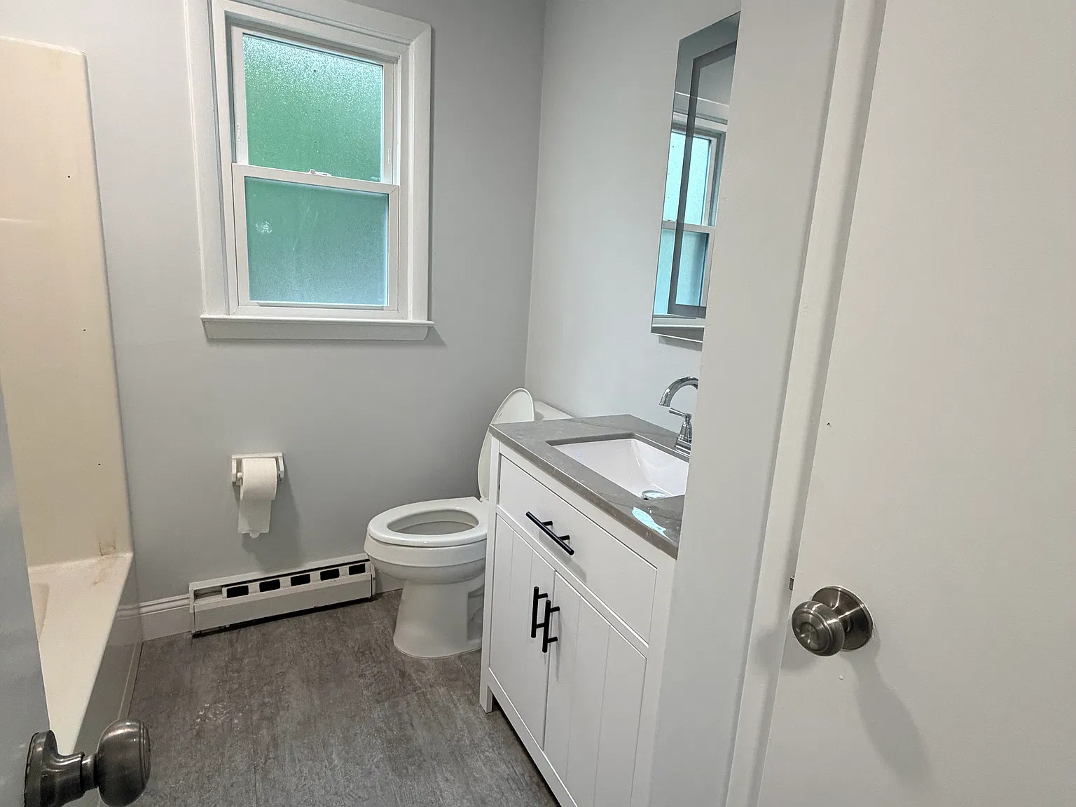2 bed, 1200 sqft, $2,850 — Photo 4