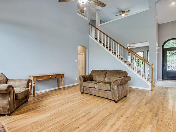 5th image of 5917 Cypress Cove Dr