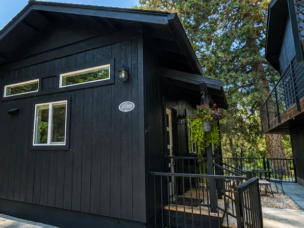 2249 NW 6th St, Bend, OR 97703
