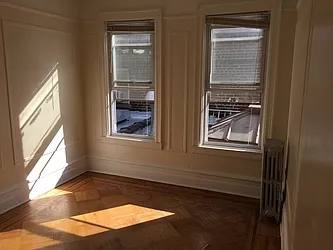 Rented by A Class Realty Long Island City LLC