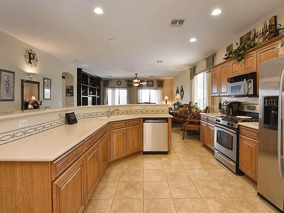3rd image of 745 E Blue Rock Way