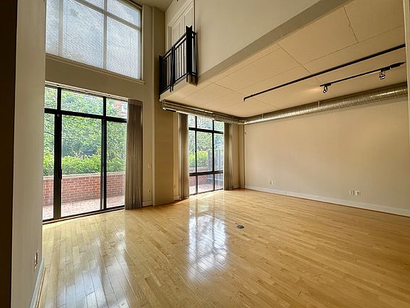 5th image of 520 John Carlyle St Unit 105