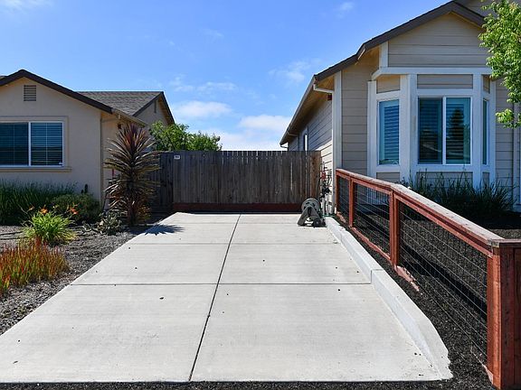 4th image of 1408 Starview Court