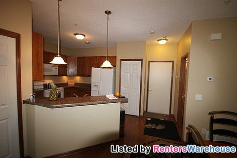 2nd image of 10970 Goodhue St NE Unit C