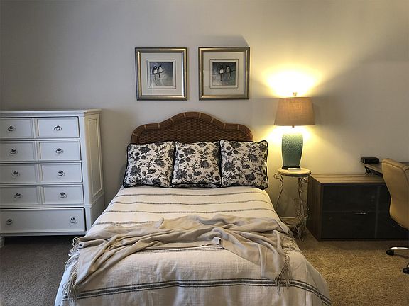5th image of 4555 Main St #1