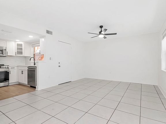 5th image of 3514 Gulf Blvd APT 3