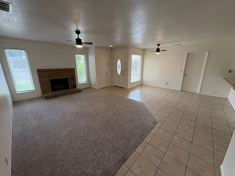 1927 S Julieann Ct — Photo 18