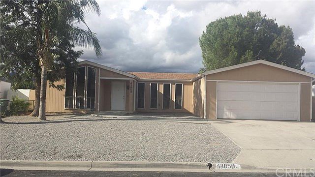 1st image of 43850 Applewood St
