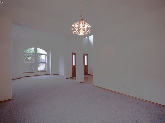 4th image of 14629 SE 130th Dr