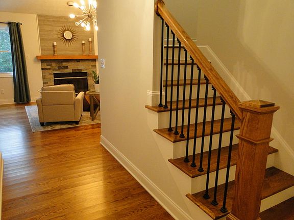 5th image of 8527 Cypress Lake Dr E