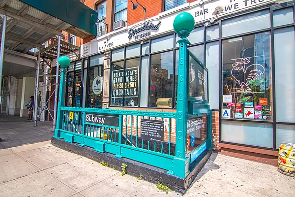 Rented by New York Residence | media 68