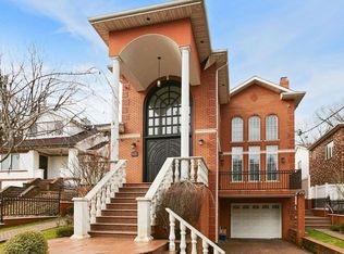 8744 Santiago St #1, Holliswood, NY 11423