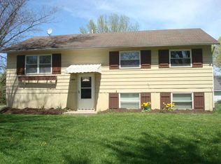 1355 Baywood Dr, New Haven, IN 46774