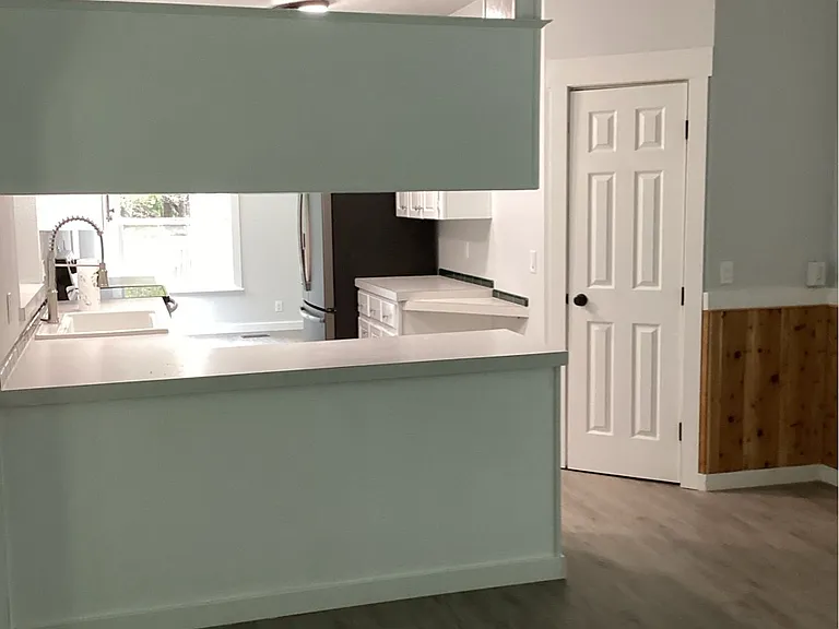 330 SW Newton Dr — Photo 5