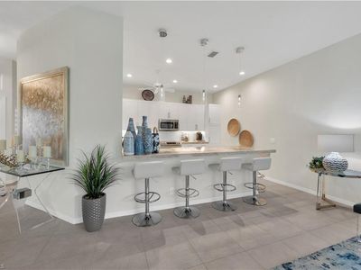 127 Amblewood Ln, Naples, FL, 34105