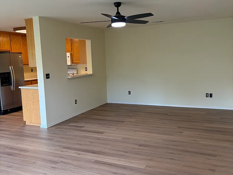 4314 Lynbrook Loop #2 — Photo 8