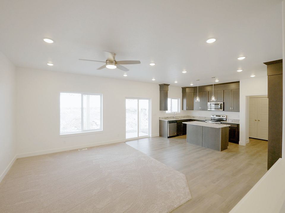 Somerley Plan, Build on Your Lot er OLO Builders, Ogden, UT 84404 Zillow