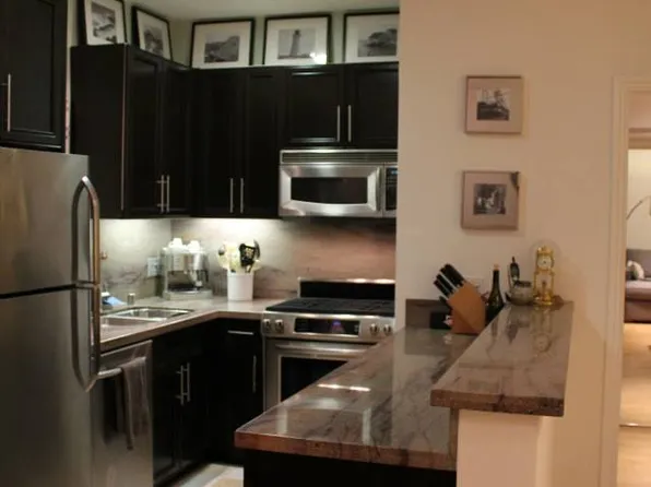 2263 Fox Hills Dr APT 101, Los Angeles, CA 90064