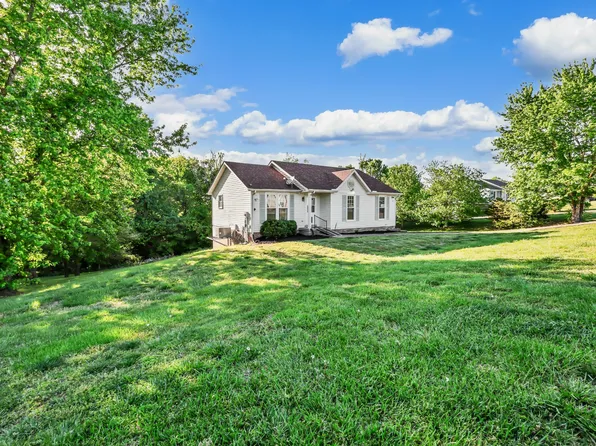 2660 Holt Ln, Clarksville, TN 37043