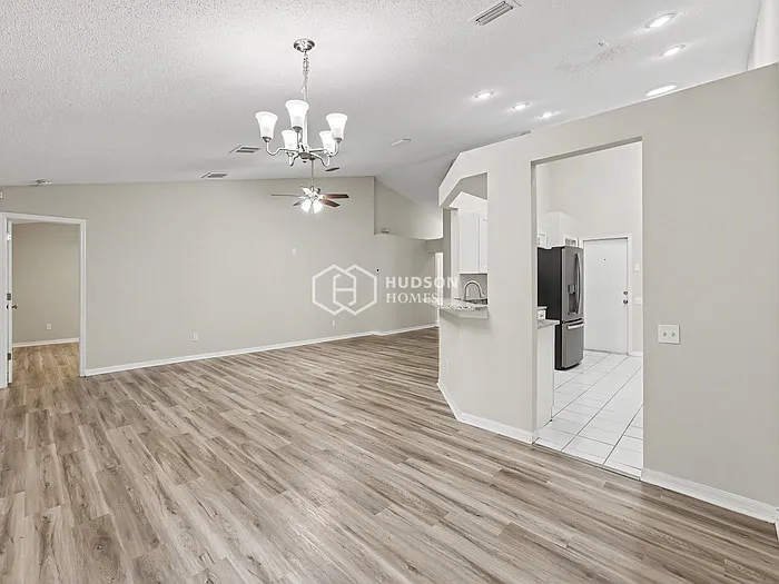 10416 Hallmark Blvd — Photo 7
