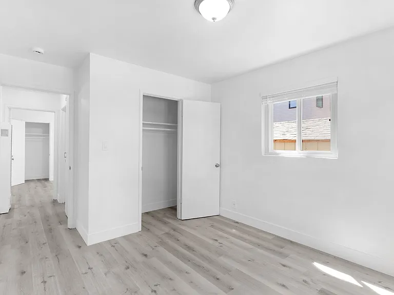 5364 & 5372 Young St — Photo 14
