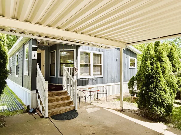8000 Warren Woods Rd #96, Three Oaks, MI 49128