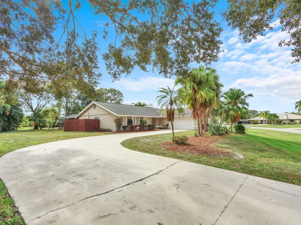 3060 SE Darien Road, Port St Lucie, FL 34952