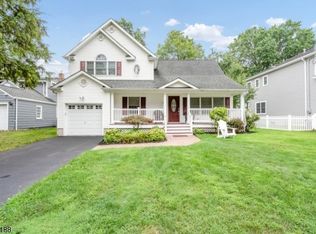 131 Mohawk Dr, Cranford, NJ 07016