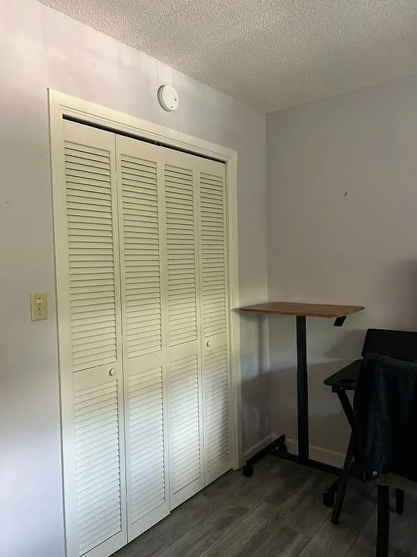 1 bed, 1.0 bath, 1100 sqft, $1,100 — Photo 4