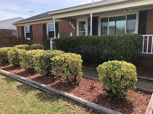 3 bed, 1364 sqft, $2,200 — Photo 3