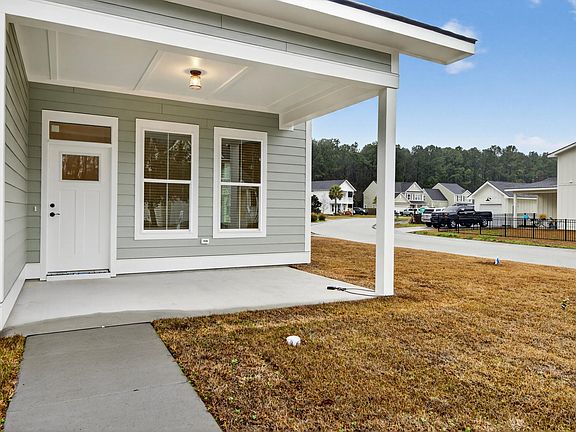 4th image of 102 Brightwood Dr