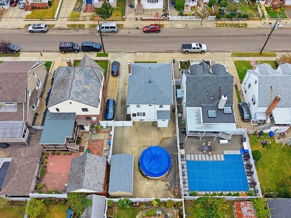 160-36 99th Street image 30 of 31