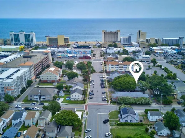 320 24th St APT 4, Virginia Beach, VA 23451