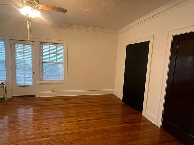 2440 Overlook Rd — Photo 17