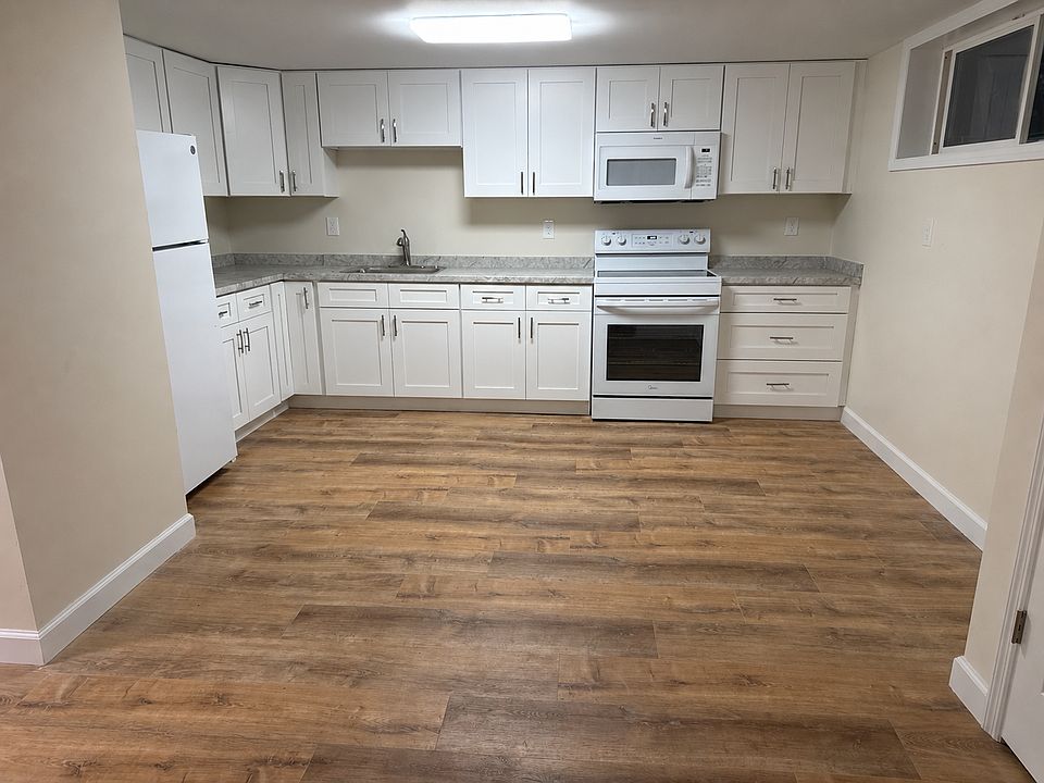 1st image of 282 Ballston Ave APT 9
