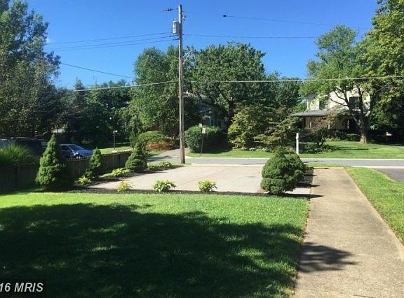 3rd image of 6A N Beaumont Ave