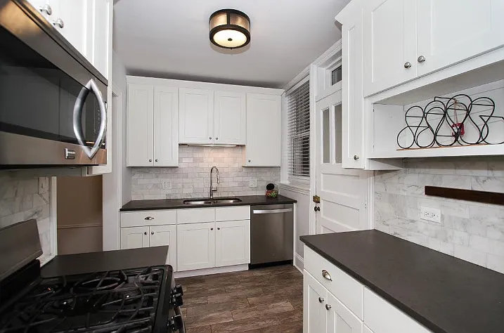 1445 W Elmdale Ave #1 — Photo 8