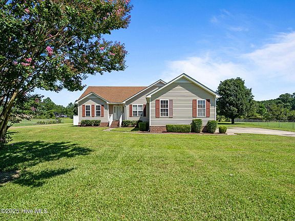5th image of 207 Camden Park Drive